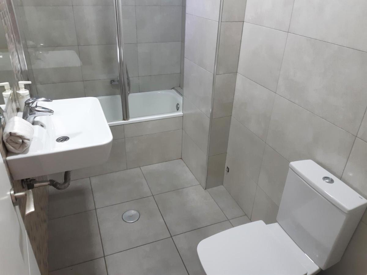 Apartamentos Ramirez 3000 Гранада Экстерьер фото